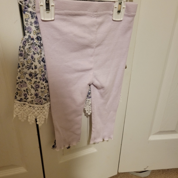 Floral Top and Bottom 2 piece set Lavendar & Purple Floral size 24 Month… - Picture 2 of 13